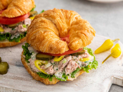 CROISSANT WITH TUNA